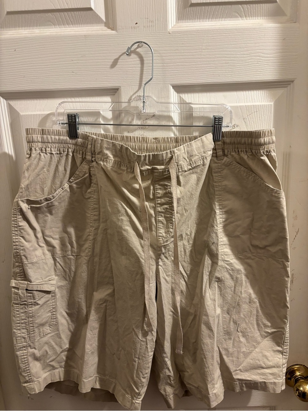 NWOT Cato Women’s Hi-Rise Drawstring Cargo Shorts - Khaki